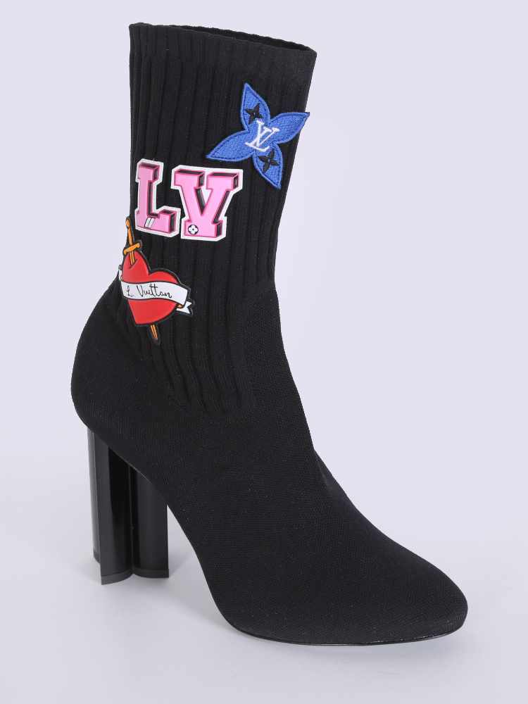 These black Louis Vuitton Silhouette Ankle Sock