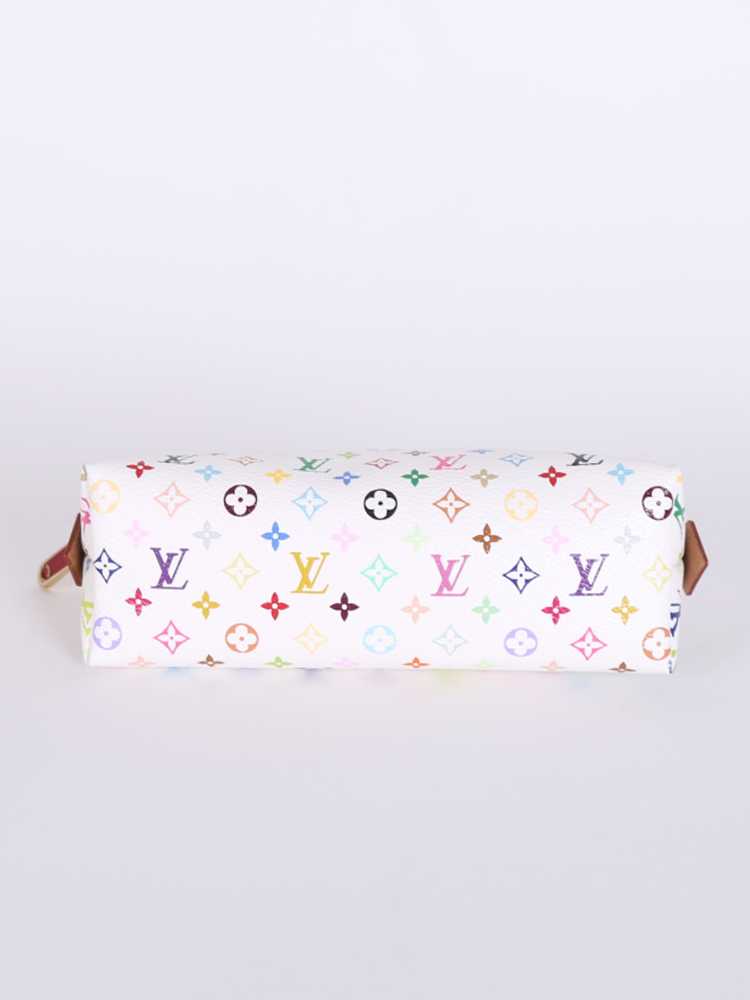 Shop Louis Vuitton MONOGRAM 2022 SS Monogram Unisex Canvas Bi-color Logo  Pouches & Cosmetic Bags (M59944) by Kanade_Japan