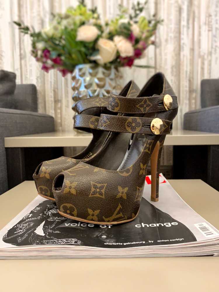 Louis Vuitton Brown Patent Monogram Canvas Ritual Fetish Peep Toe Platform  Pumps