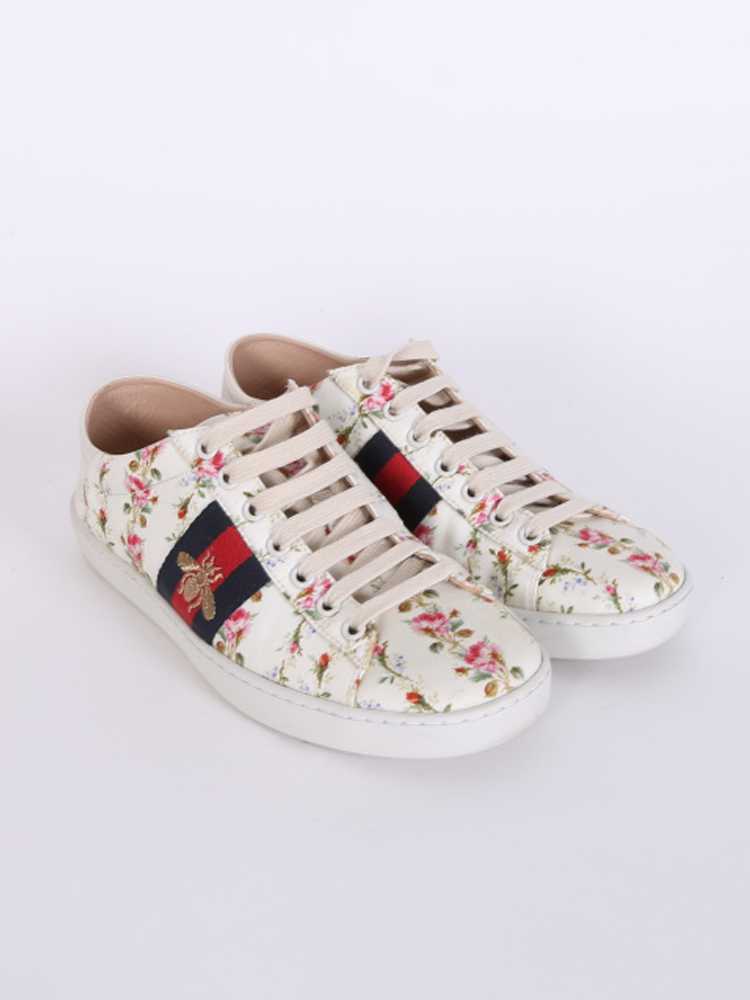 Gucci GG Ace Rose Print Satin Low Top Sneakers Cream 36 www.luxurybags.eu