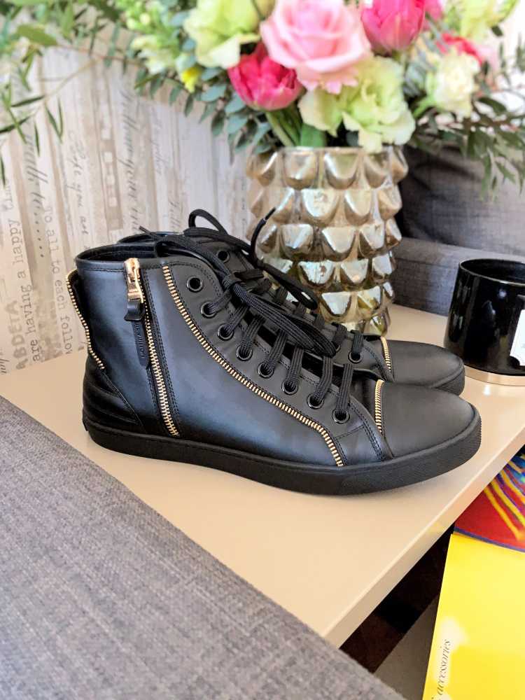 Louis vuitton sales punchy sneaker