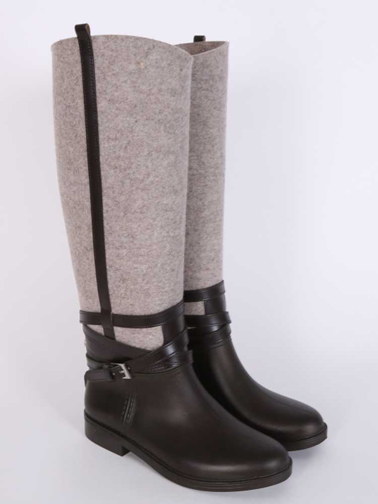 Ferragamo cordelia discount rain boots