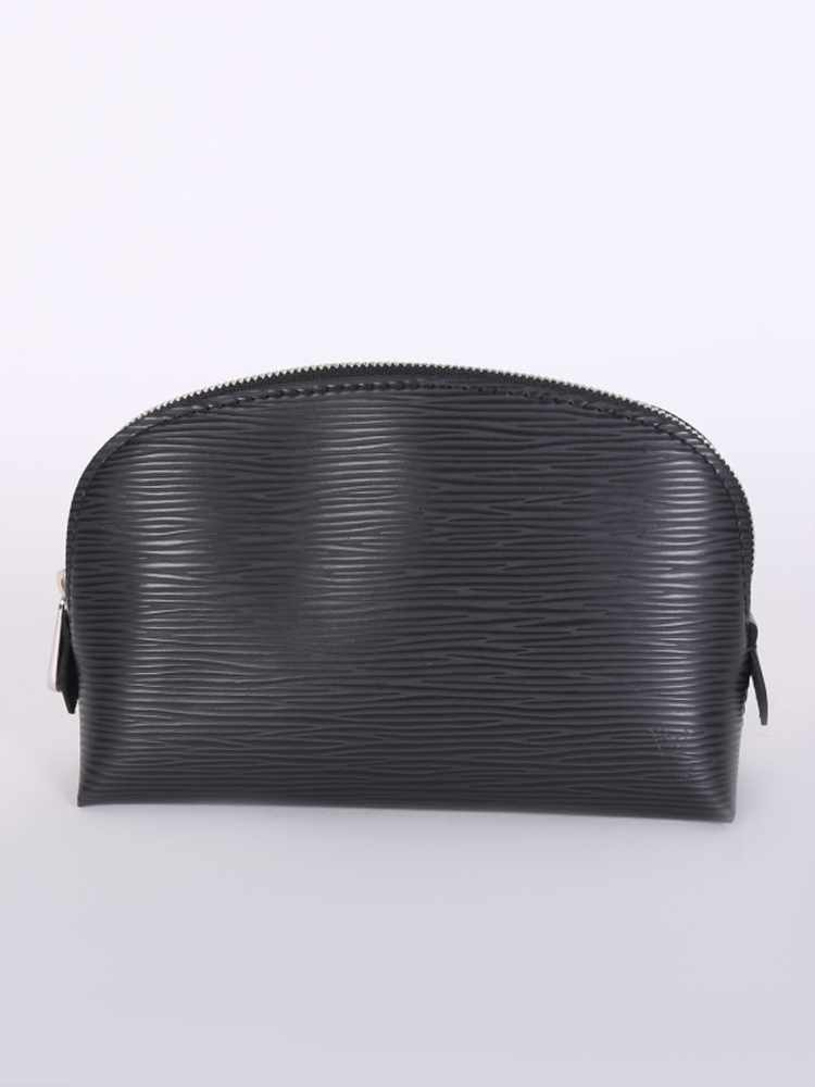Louis Vuitton Black EPI cosmetic Leather Pouch in 2023