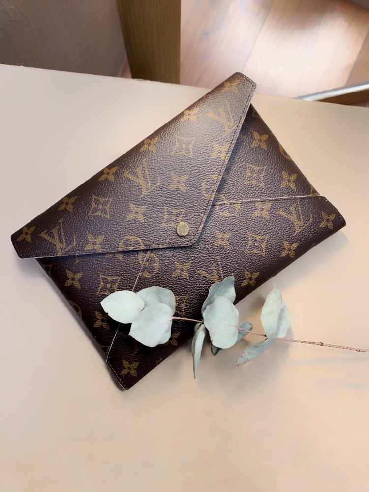 Envelope louis vuitton clutch online