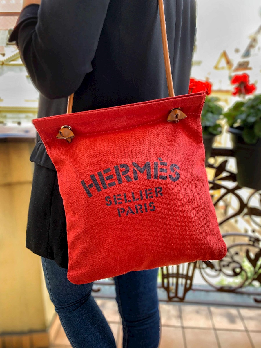 HERMES Canvas Swift Aline Grooming Bag Orange 1312007 | FASHIONPHILE
