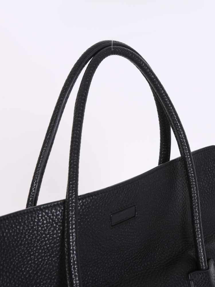 Burberry - Medium Leather Tote Bag Black