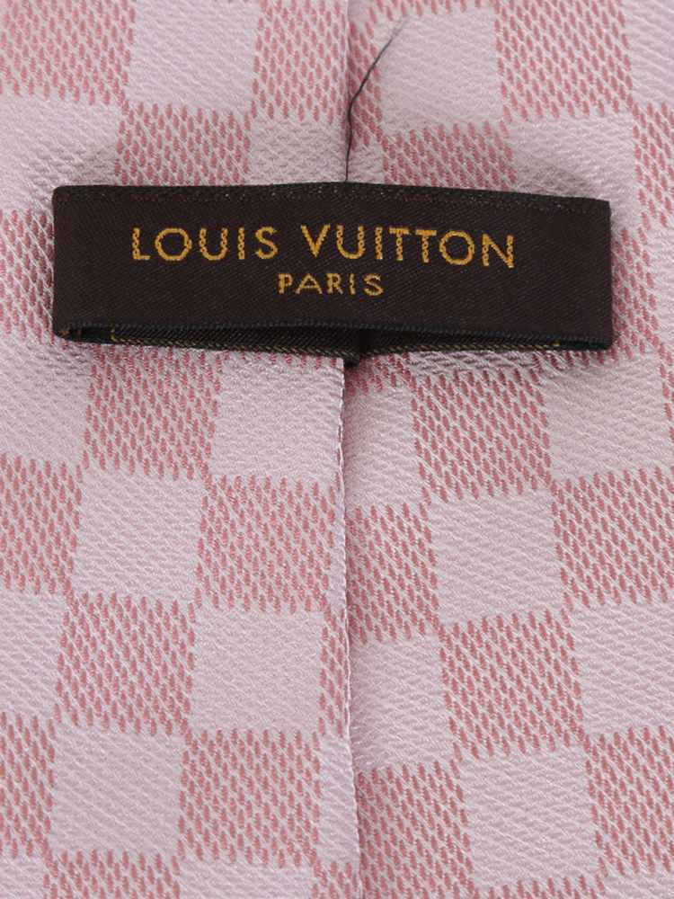 Louis Vuitton Diamonds V Tie Pale Pink Silk