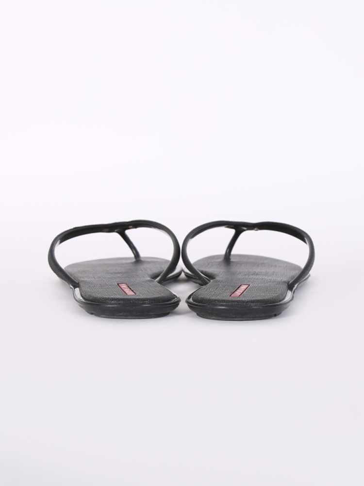 Prada Rubber Flip Flops Nero 38 www.luxurybags.eu