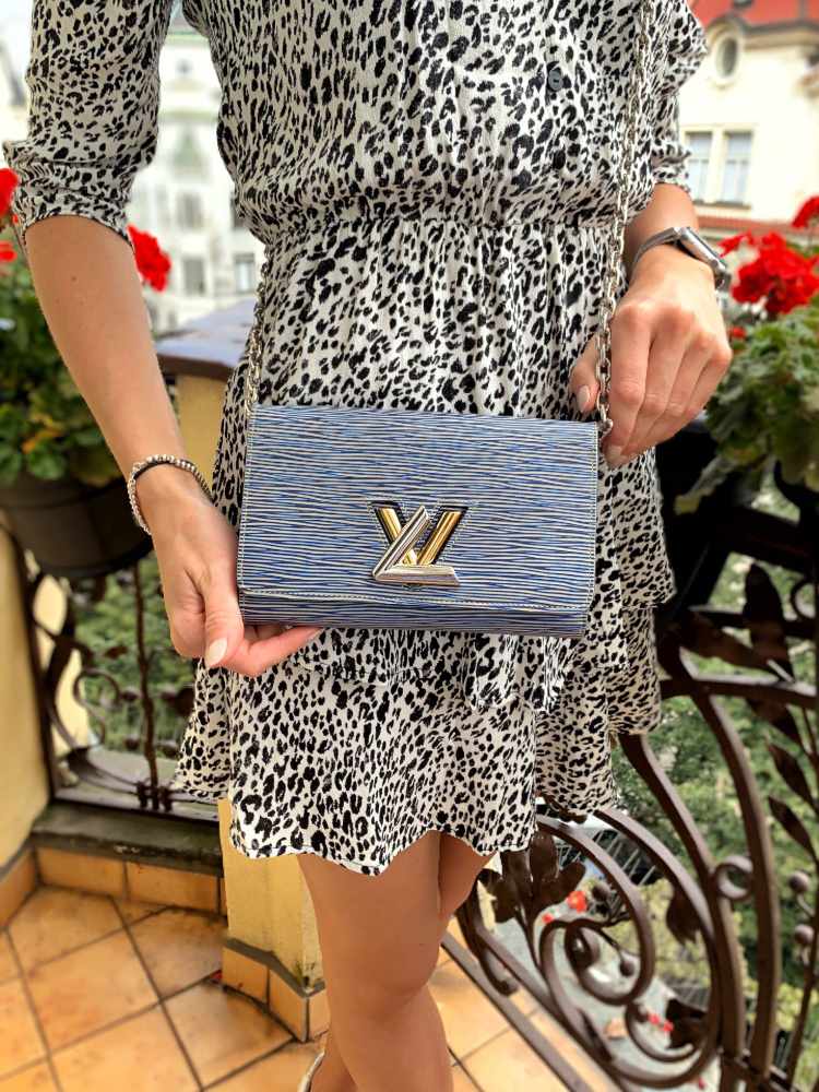 Louis Vuitton Monogram Palm Twist Chain Wallet