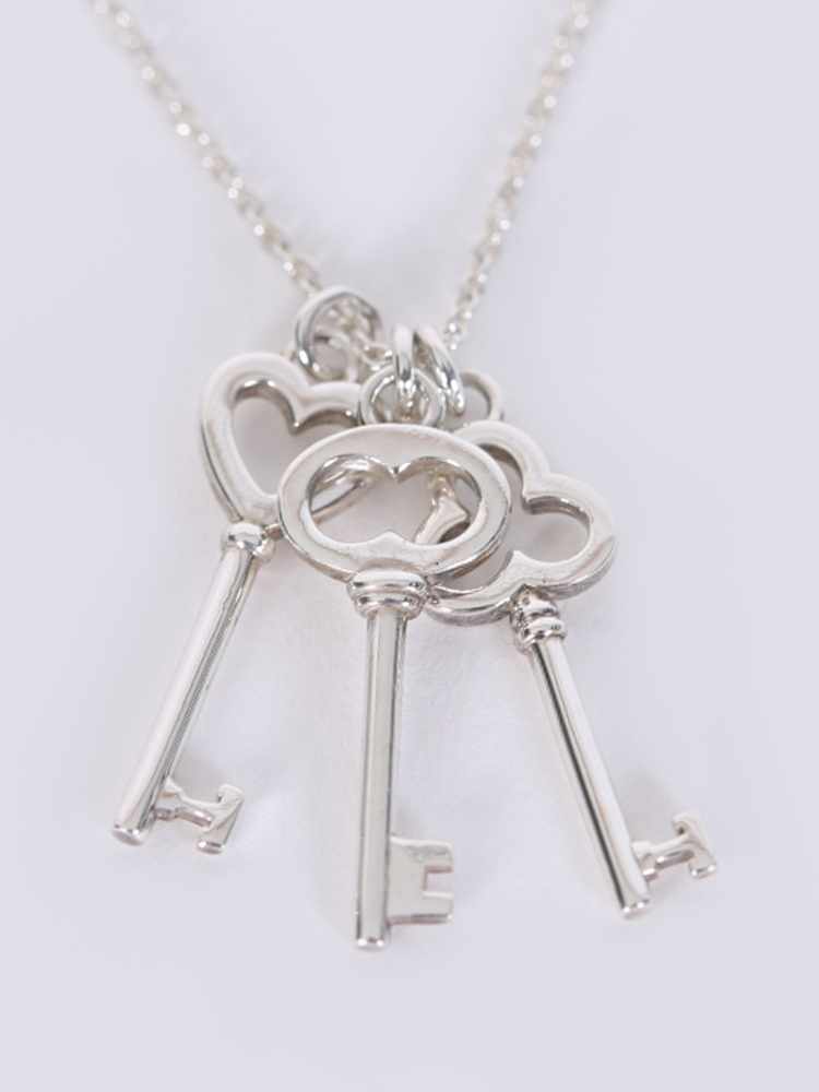 Tiffany 3 key deals necklace