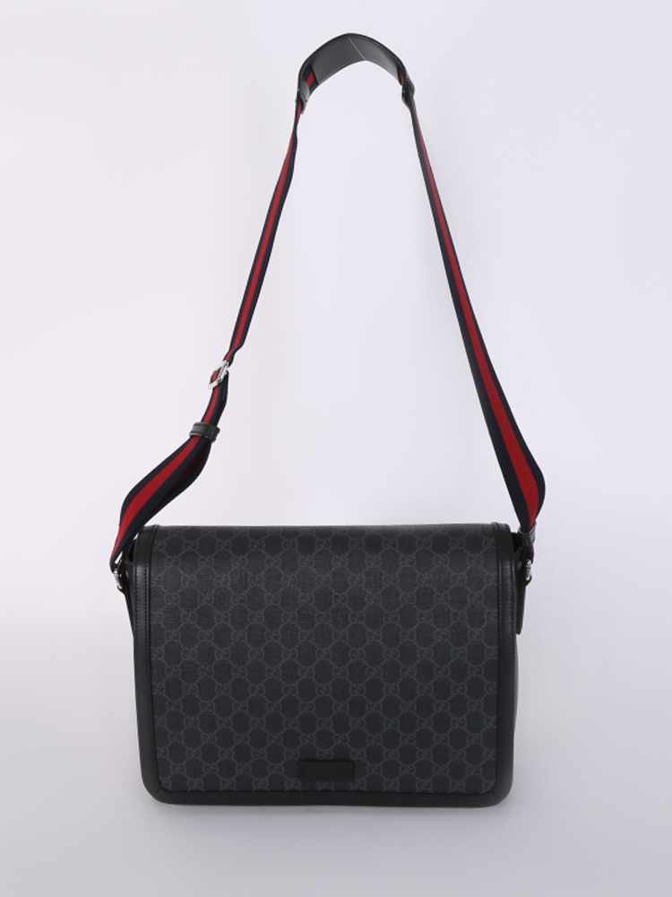 Gucci GG Supreme Envelope Medium Messenger Bag (SHF-wZrT5w) – LuxeDH