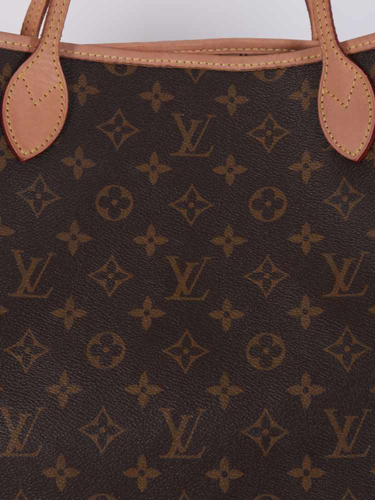 Louis Vuitton Christopher Tote Bag – ZAK BAGS ©️