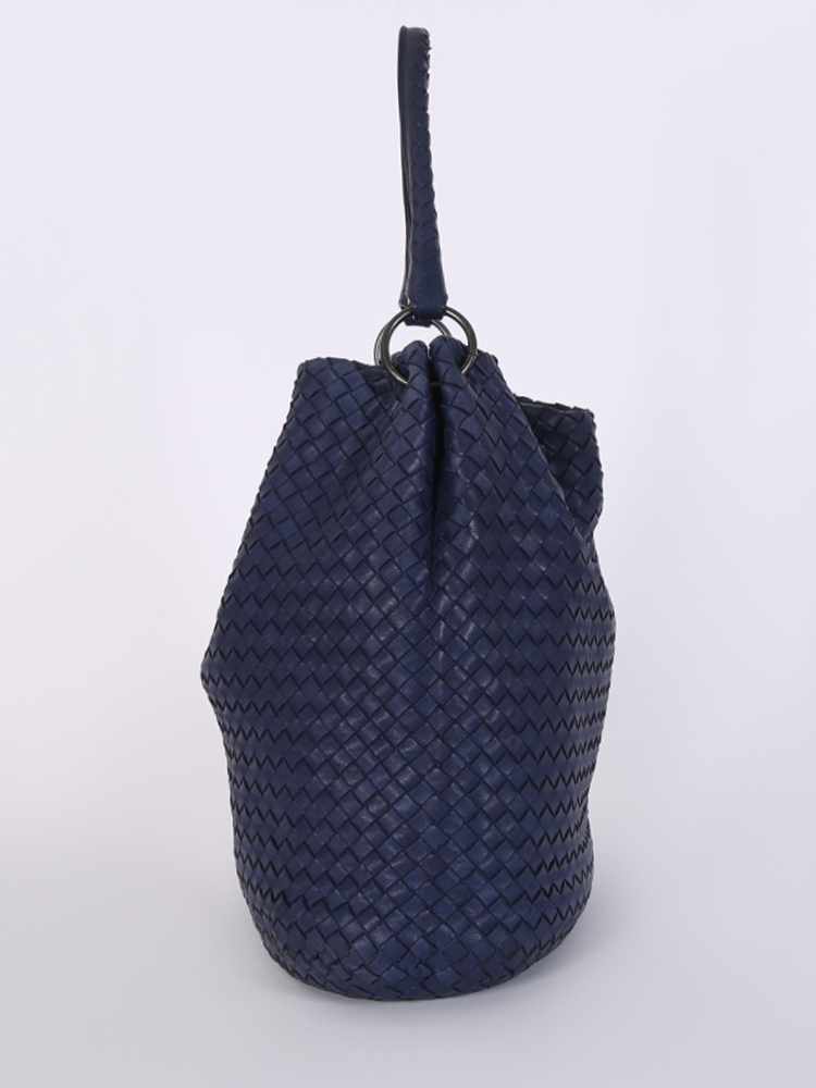 Bottega Veneta Intrecciato Navy Shoulder Bag – The Hosta