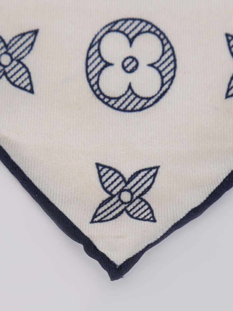 Louis Vuitton - Monogram Savane Chapman Watercolor Zebra Pocket Scarf