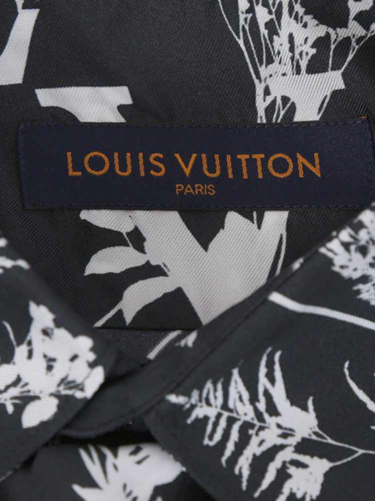 Louis Vuitton LV Women LV Leaf Discharge T-shirt Regular Fit