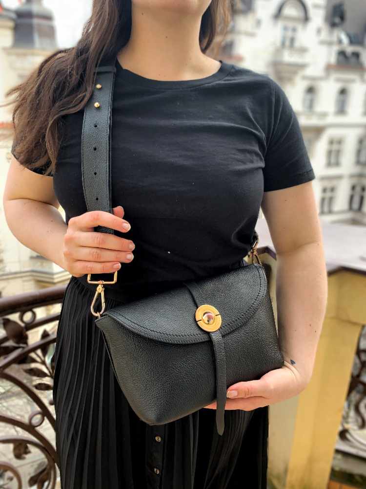 Coccinelle Jalouse Leather Crossbody Black www.luxurybags.eu