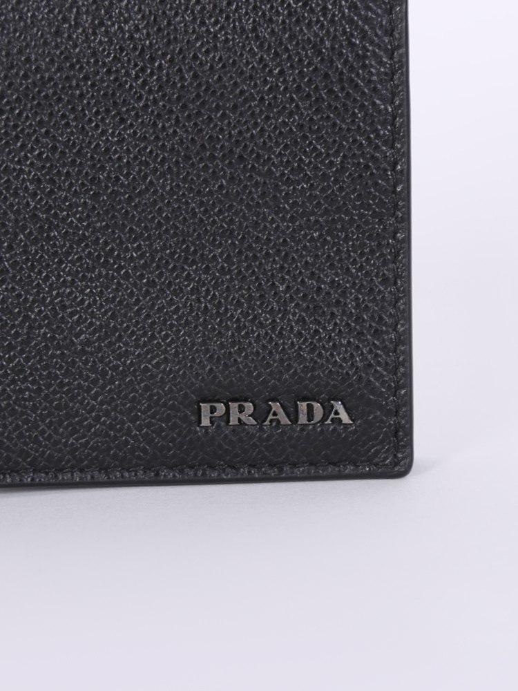 Prada vitello grain outlet wallet