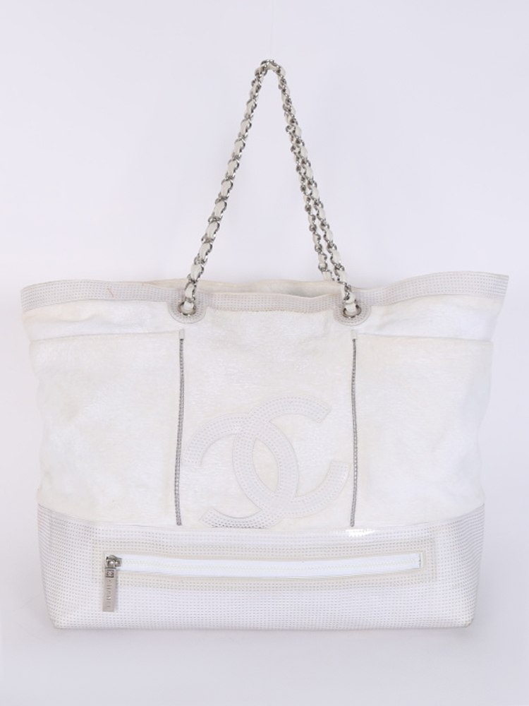 Chanel Terry Beach Tote With Towel, White and Navy Terry Fabric, New In  Dustbag (Ships From London)