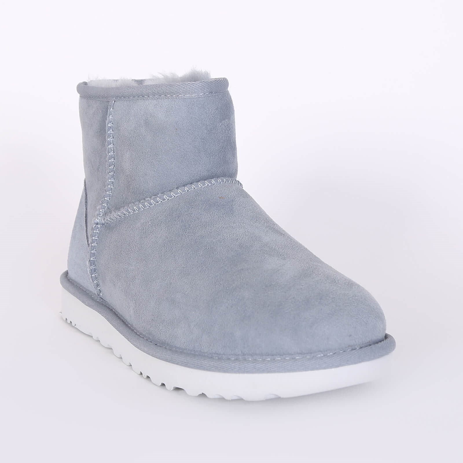 Ugg boots hotsell mini 39