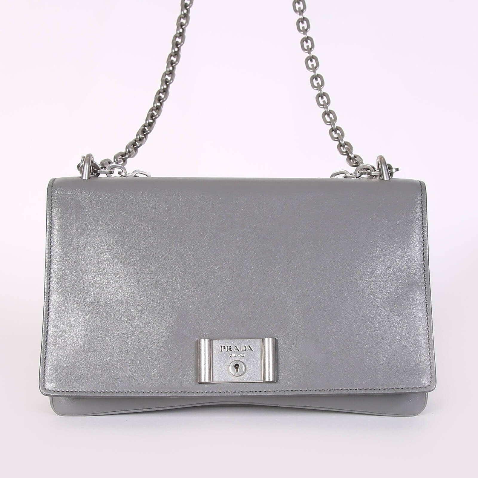 Prada - Lock Large Vitello Soft Chain Flap Bag Grey | www.luxurybags.eu