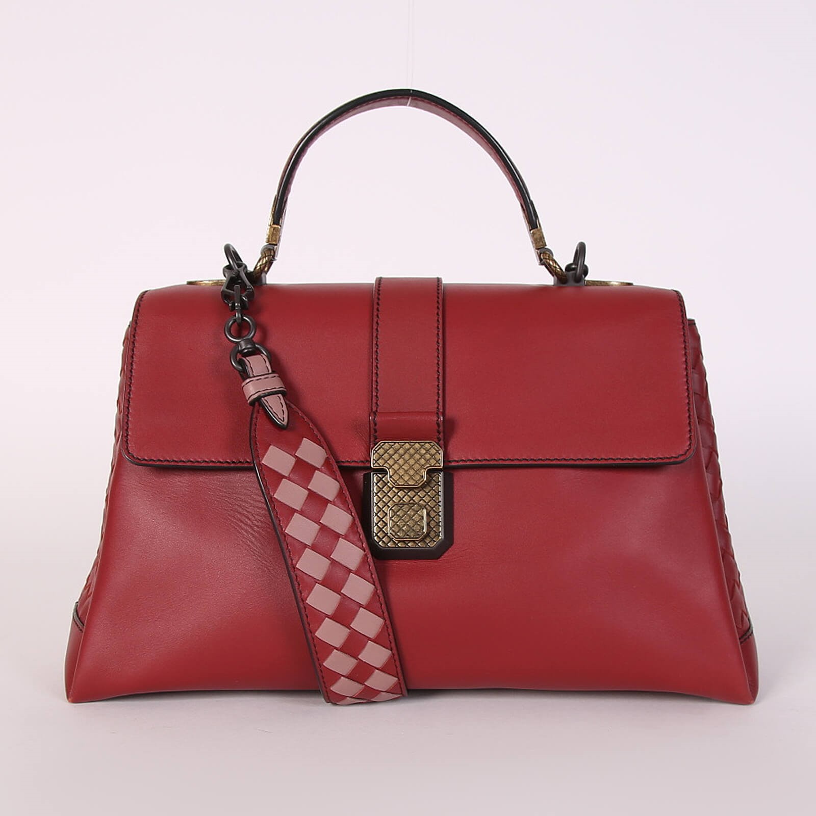 Bottega Veneta Intrecciato Small Piazza Handle Bag - Handle Bags, Handbags  | The RealReal