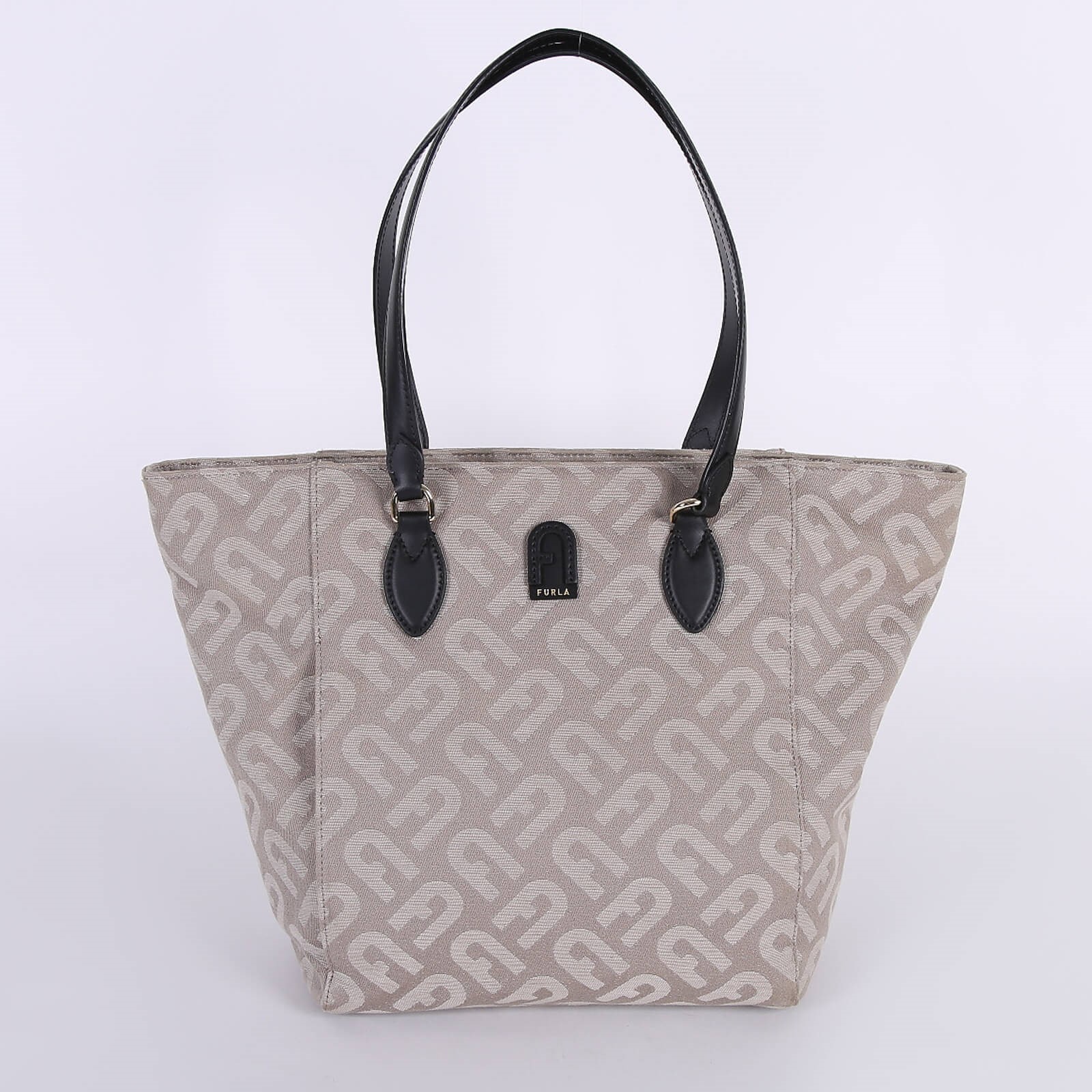 Furla Signature Canvas Shoulder Bag Light Brown www.luxurybags.eu